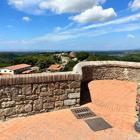 Residenza Le Mura Montescudaio Exterior photo