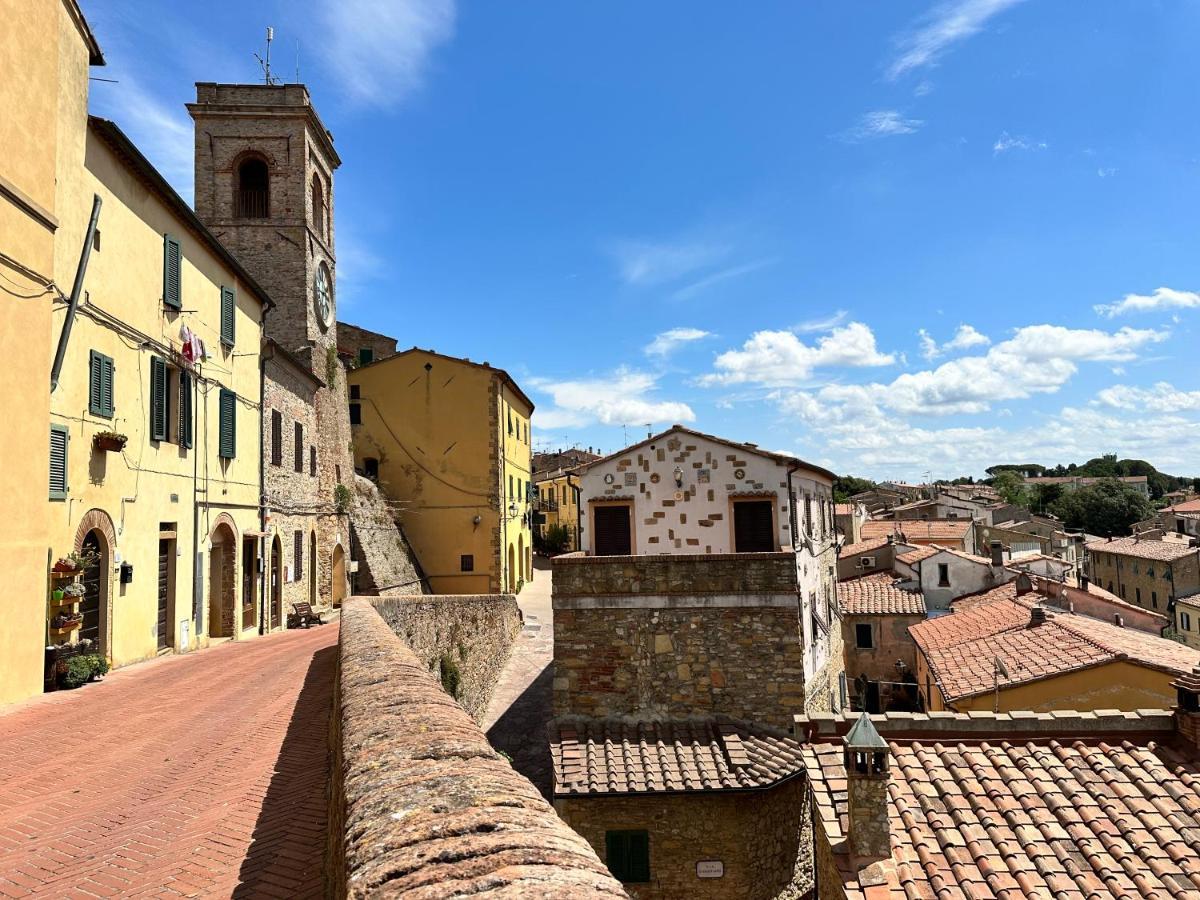 Apartment Residenza Le Mura Montescudaio